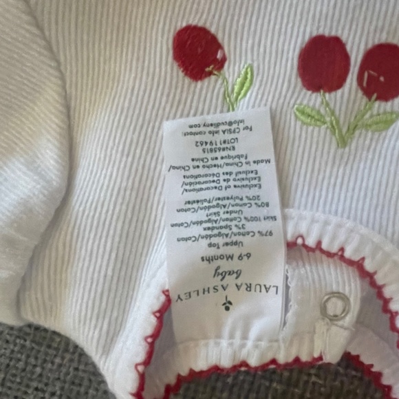 Laura Ashley dress size 3-6 months‎ baby infant girl cherry print - Picture 3 of 6